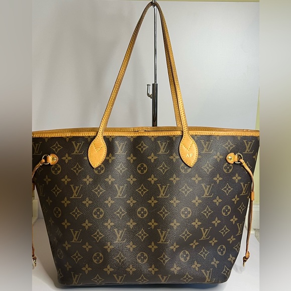 Louis Vuitton Neverfull MM Monogram - Picture 2 of 16